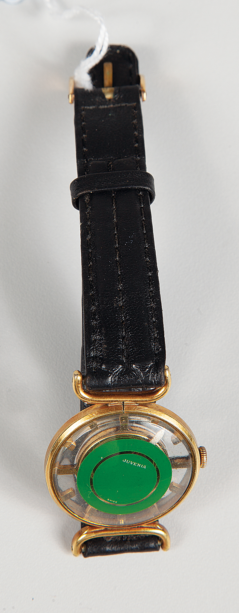 Juvenia relógio a corda modelo esquileto feminino funcionando em bom estado, pulseira original.