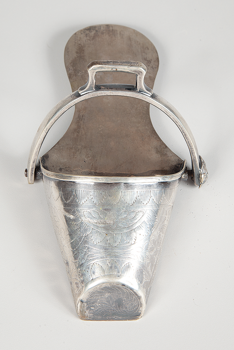 SAPATA para montaria feminina em prata de lei sem marcas peso 415g ` Brasil ` Séc. XIX.