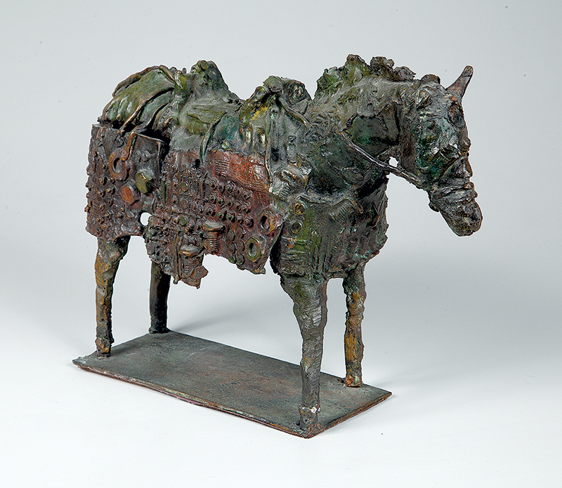 FRANCISCO AGOSTINELLI - `Cavalo` - Escultura em bronze - Assinada. 26 x 37 cm.