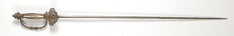Espadim de PII, punho em madre pérola, não apresenta bainha medindo 92 cm de comprimento ` Brasil ` Séc. XIX.