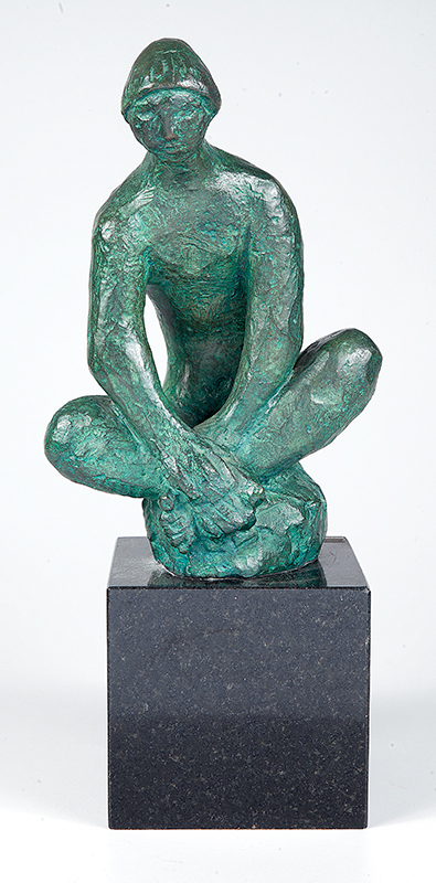 BRUNO GIORGI - `Figura sentada` -Escultura em bronze -Assinada - 26 cm de altura sem base/ 39 cm altura com base. - Procedência Galeria Skultura.