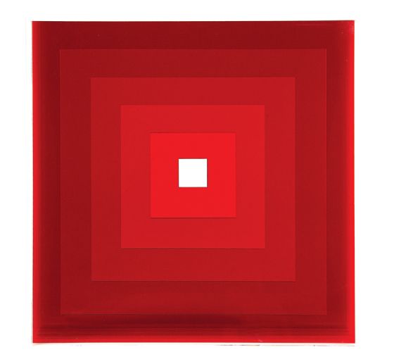 RUBEM LUDOLF - `Sem título` - Escultura tridimensional em acrílico vermelho -(9/10)- C.1972. - Assinada - 40 x 40 cm
