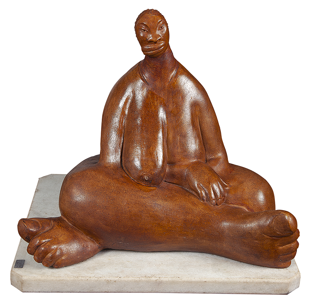 MARY COLUCCINI - “Sem título”, Escultura em terracota, Assinada, 34 cm altura.