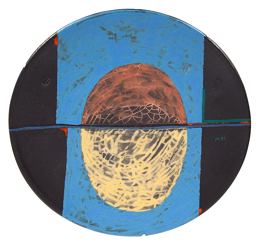 MEGUMI YUASA - “Sem título” - Pintura sobre prato, Assinado, 1991, 25 cm diâmetro.