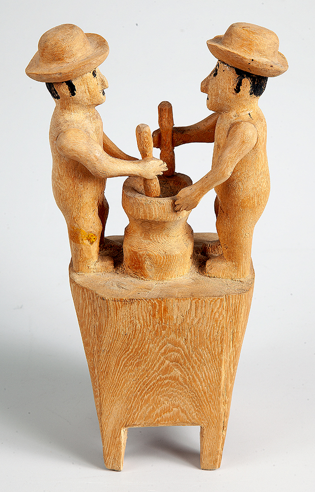ZÉ DO CHALÉ (JOSÉ CÂNDIDO DOS SANTOS) - “Sem título”- Escultura em madeira - 2000 - 23 x 13 x 14 cm.Com certificado de autenticidade da Karandash Arte Contemporânea Ltda.