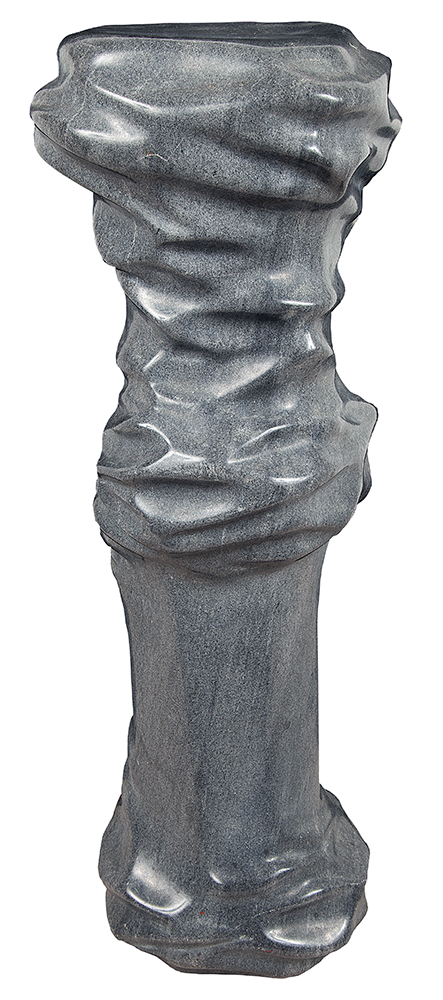 FRANCISCO STOCKINGER - “Sem título”- Escultura em mármore - Assinada  - 63 x 21 x 21 cm. Reproduzida no livro do artista.