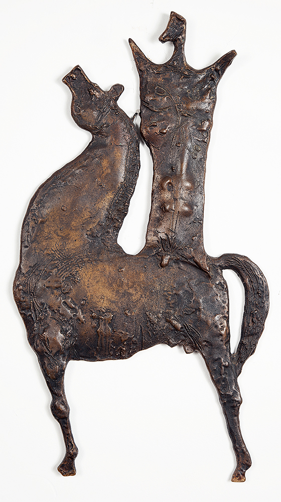 FRANCISCO STOKINGER - “Homem com cavalo” - Escultura de parede em bronze - 2/30 - Assinada - 53 x 29 cm.