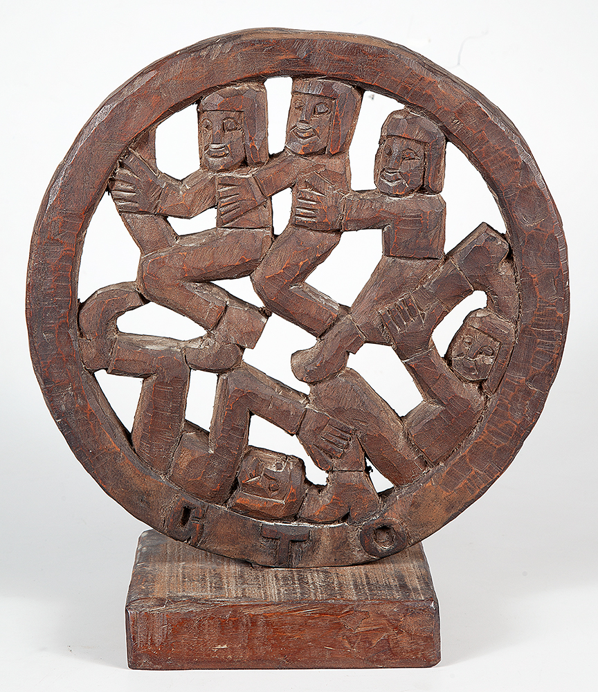 GTO (GERALDO TELES DE OLIVEIRA) “Roda viva” -Escultura em madeira - Assinada - 40 cm com a base.