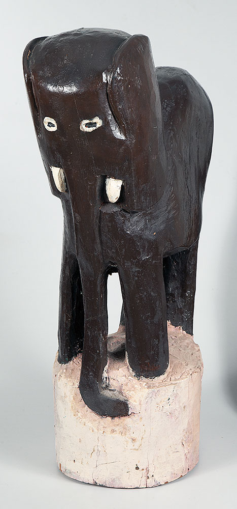 ELONI - Elefante - Escultura em Madeira Pintada - 72x49x27 - Assinada