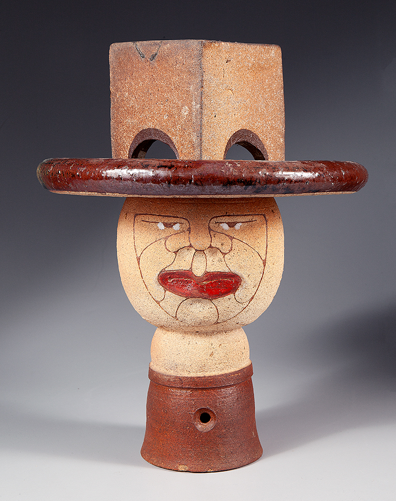 ALBERTO EDUARDO CALVO CIDRAES - Cabeça com casa - Escultura em Cêramica Pintada -Assinada - 2005 - 33 x 25 x 25 cm.