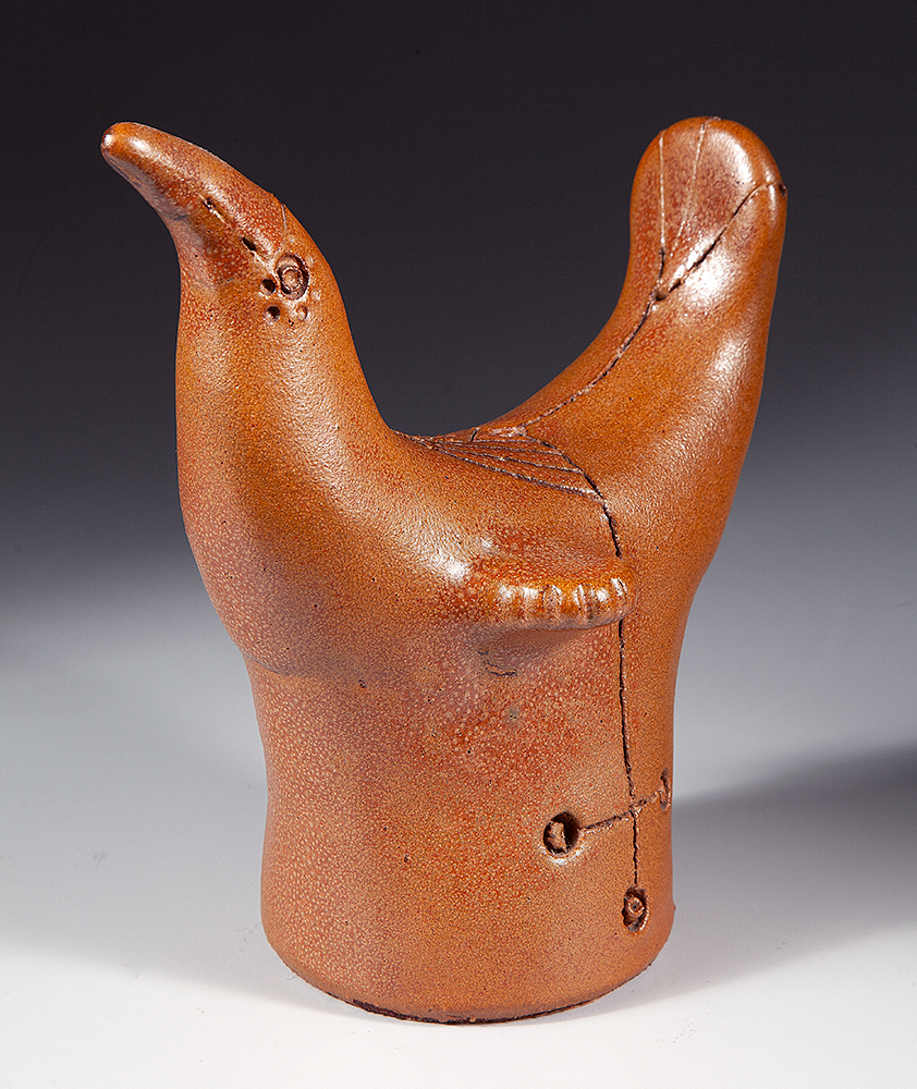 MIGUEL DOS SANTOS - Pássaro - Escultura em Cêramica Pintada - Assinada - 21 x 19 x 10 cm.