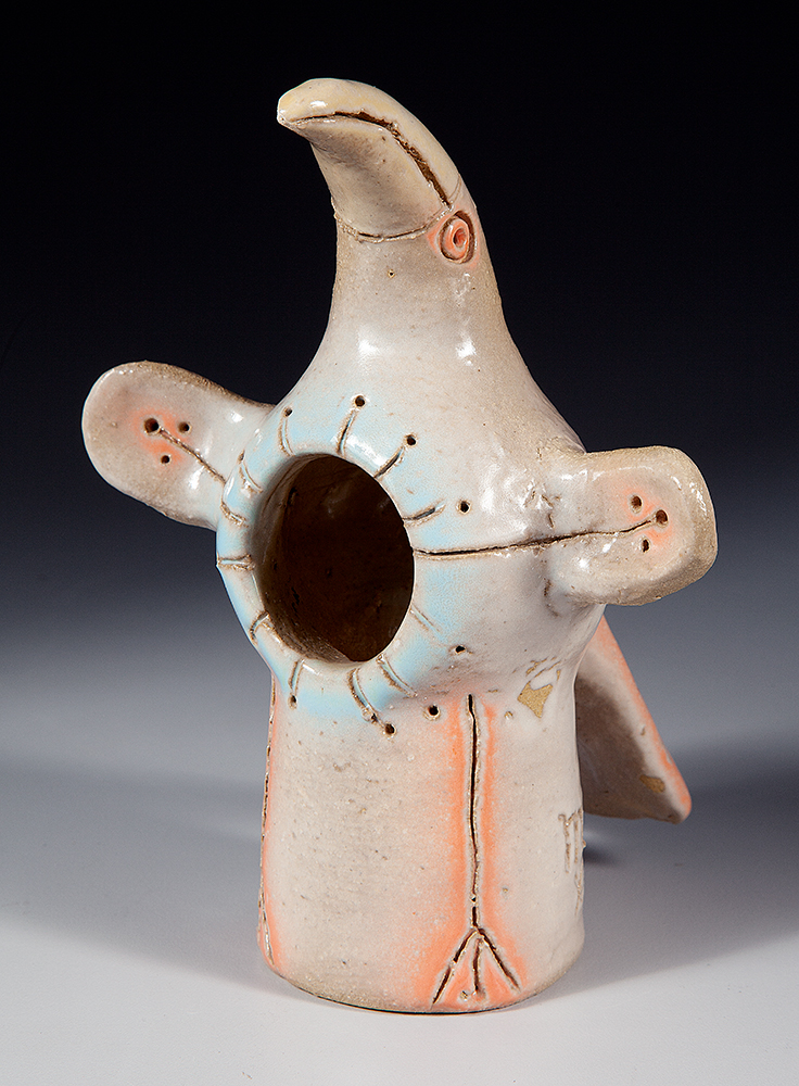 MIGUEL DOS SANTOS - Tucano - Escultura em Cerâmica Vitrificada - Assinada- 18 x 14 x 11 cm.