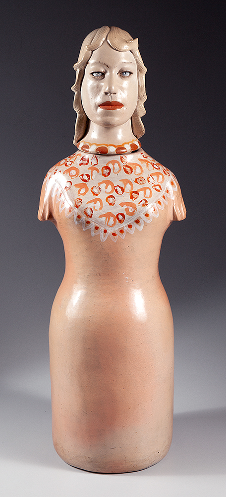 ISABEL MENDES DA CUNHA -Boneca - Escultura em Cêramica Pintada - Ass.loc. Santana de Araçuaí - MG - 69 x 25 x 20 cm.