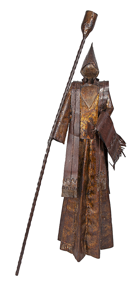 TATTI MORENO - Sem título - Escultura em Chapa de Metal Cortada, Dobrada e Ferro - Assinada - 115 x 29 x 29 cm.