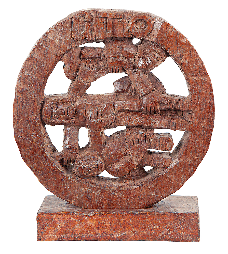 GTO - Roda Viva - Escultura em Madeira - Assinada - 25 x 18 x 7 cm.